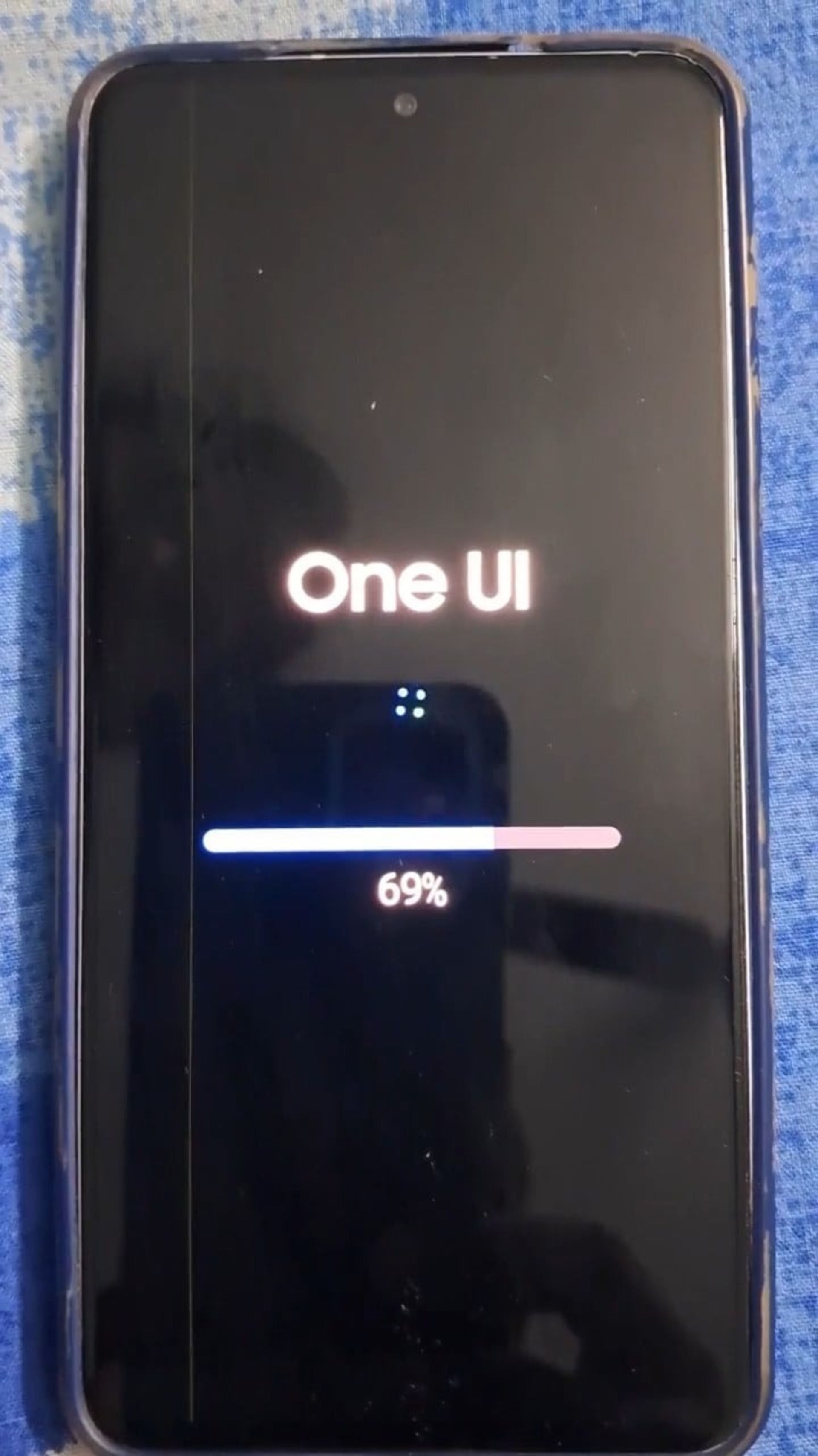 خط سبز نمایشگر در آپدیت One UI گوشی گلکسی S21 FE