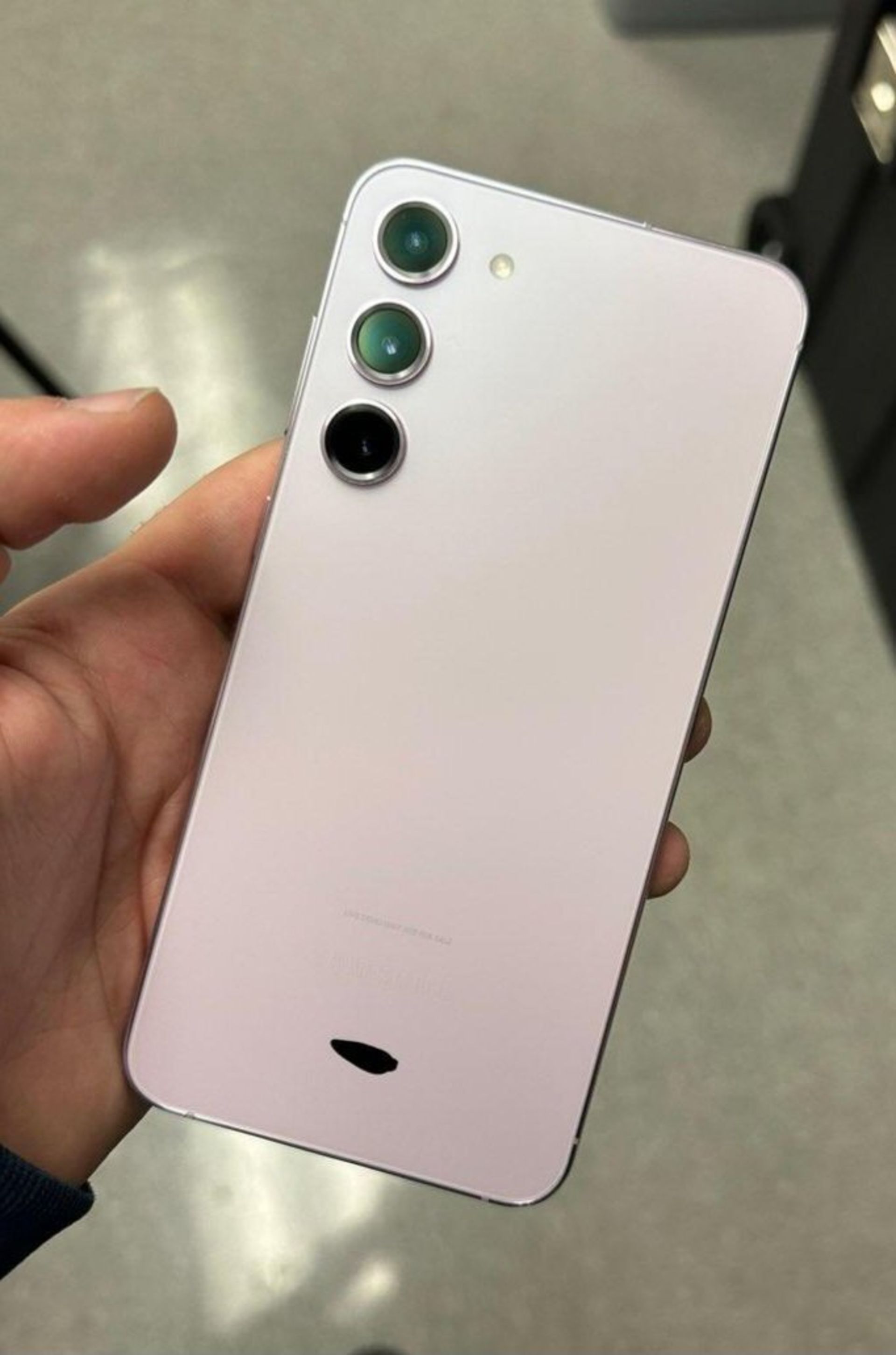 گلکسی اس ۲۳ پلاس سفید پنبه‌ای