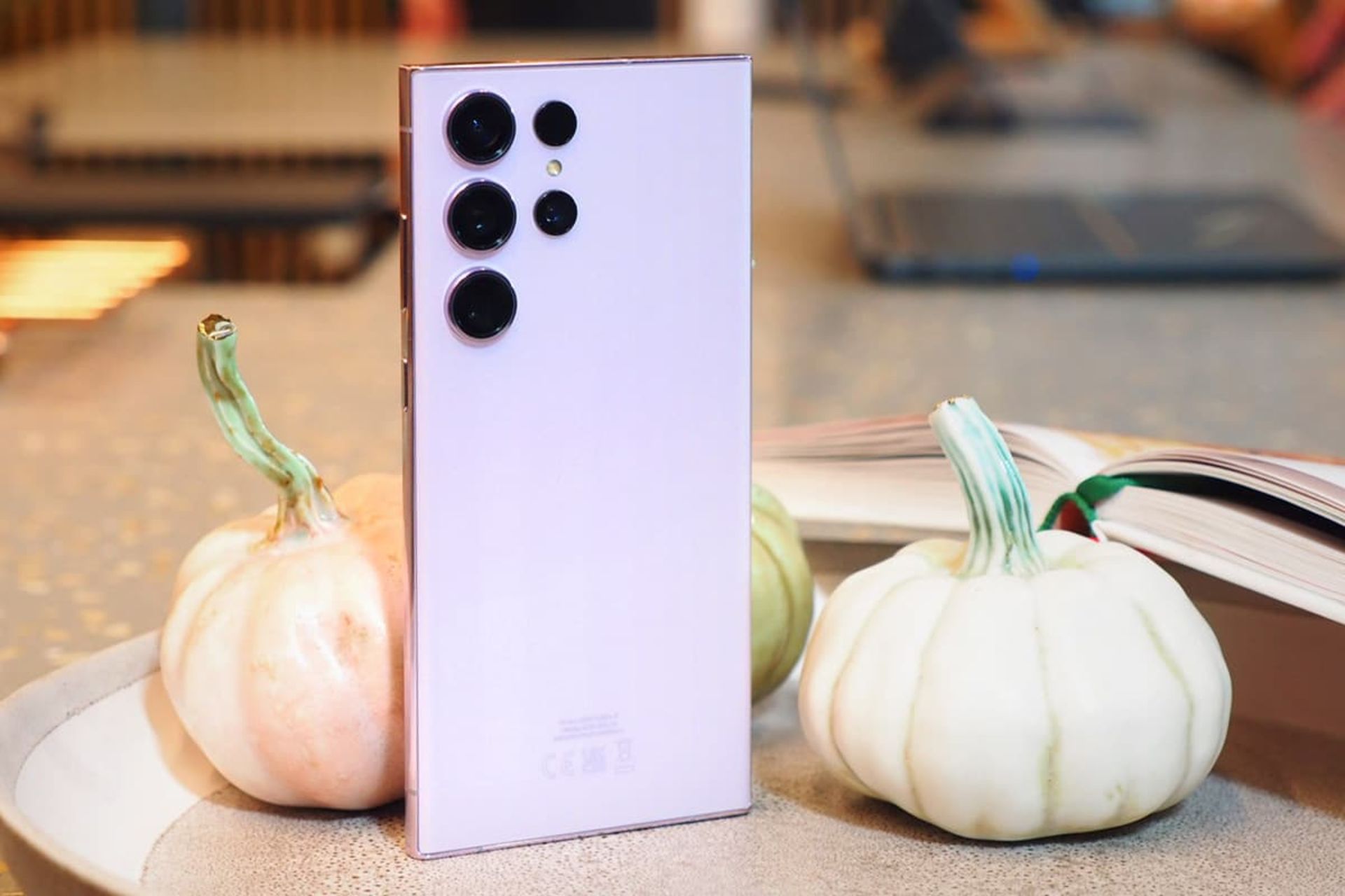 برابری عمر باتری گلکسی اس ۲۳ اولترا با آیفون ۱۴ پرو مکس