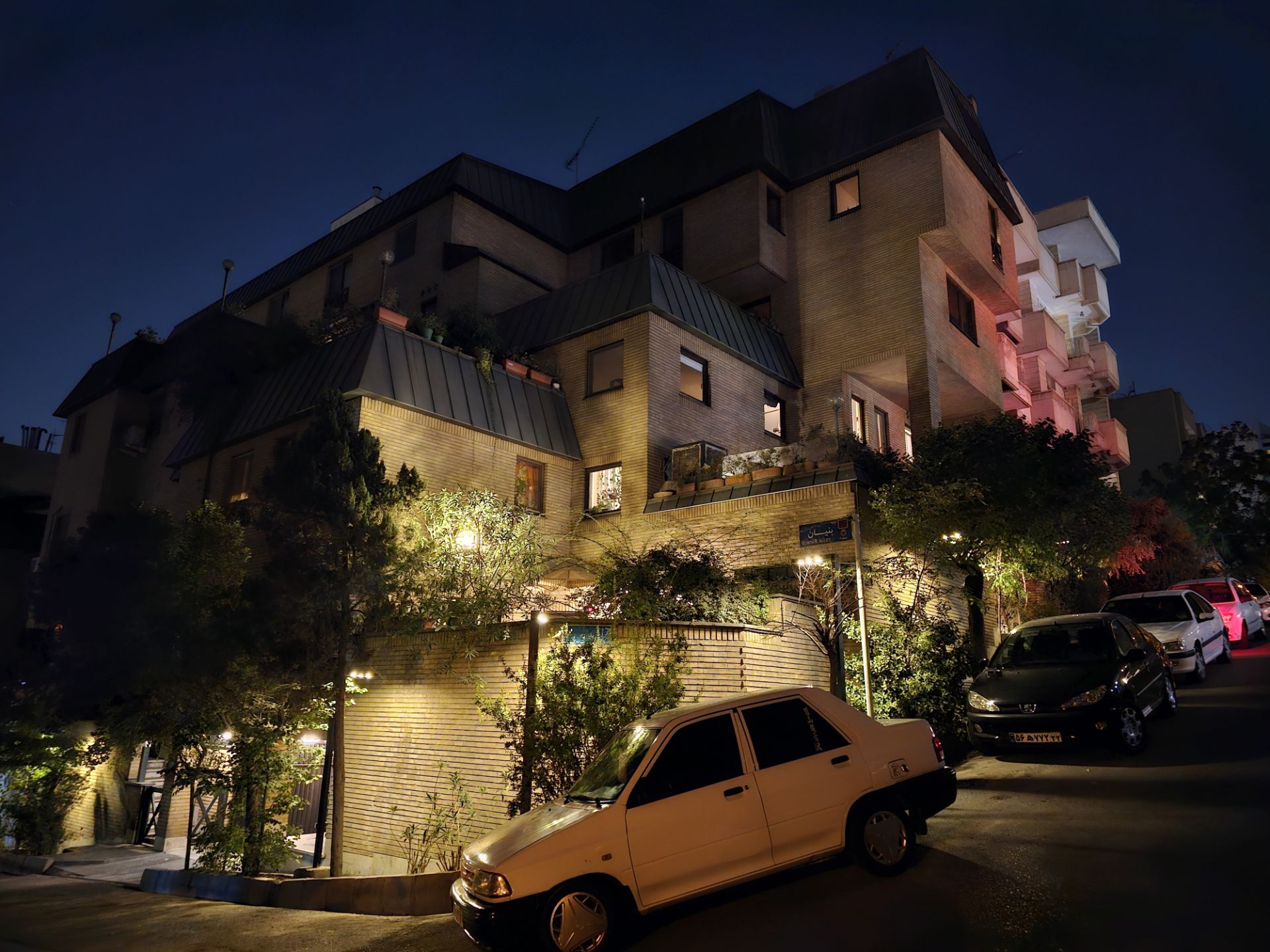 عکس دوربین واید گلکسی S23 اولترا در شب - نایت مود