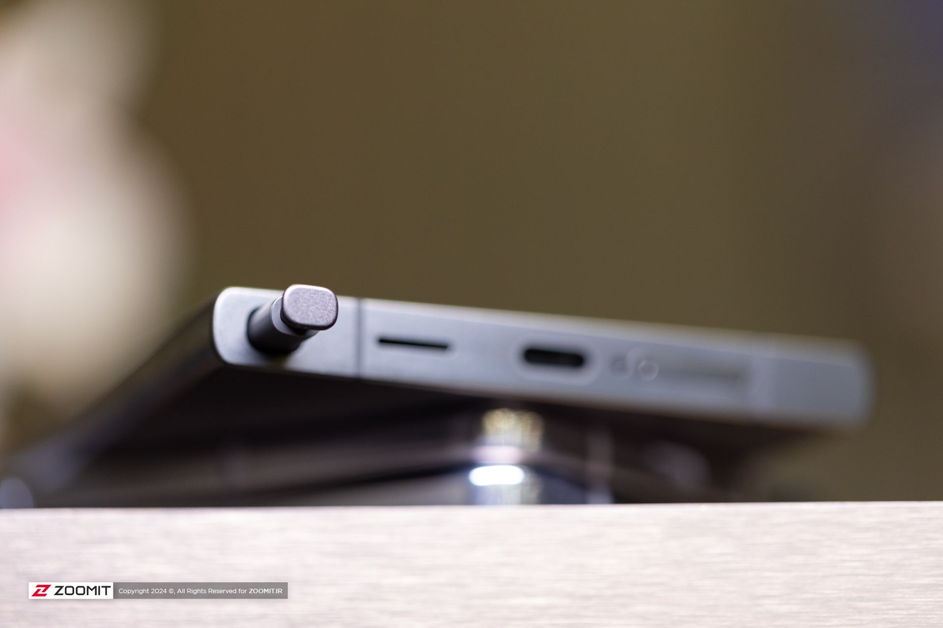 شیار قلم و درگاه و اسپیکر گلکسی S24 اولترا