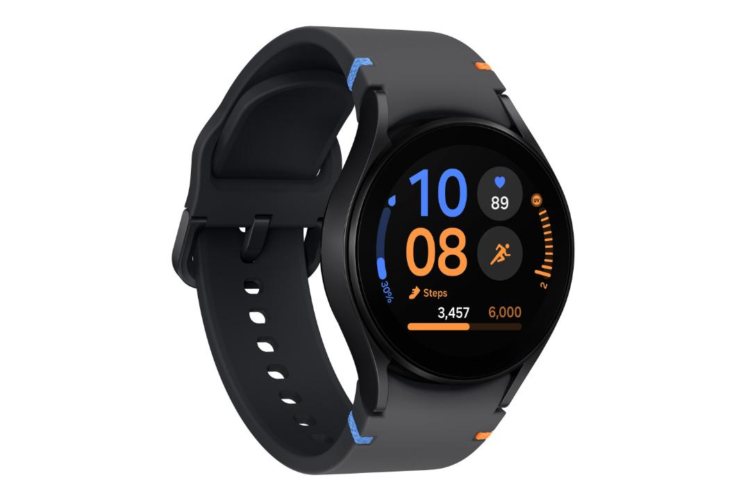 نمای چپ ساعت هوشمند سامسونگ Samsung Galaxy Watch FE