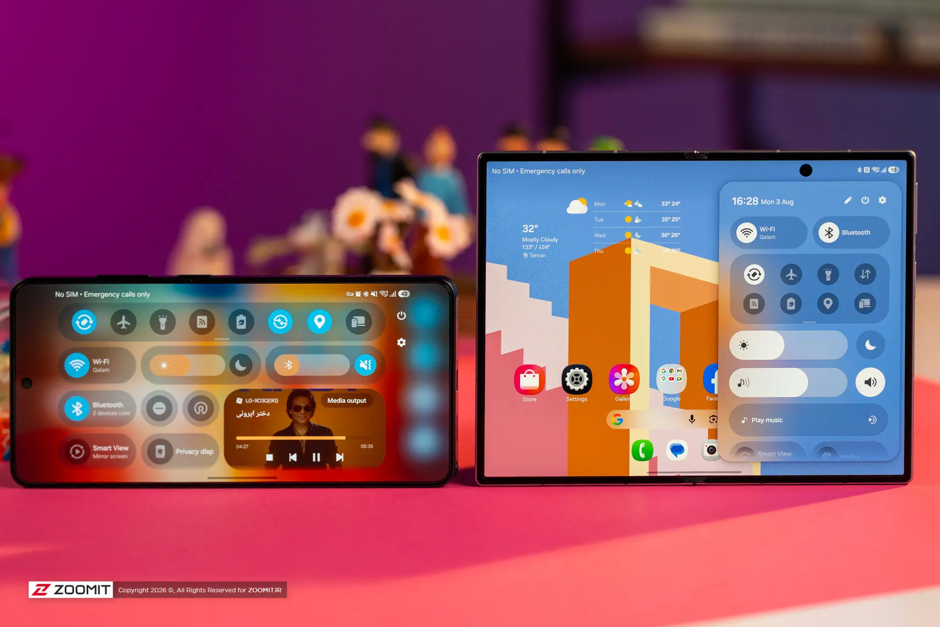 گوشی تاشو سامسونگ گلکسی زد فولد ۸ (Samsung Galaxy Z Fold 8) با دو نمایشگر باز شده