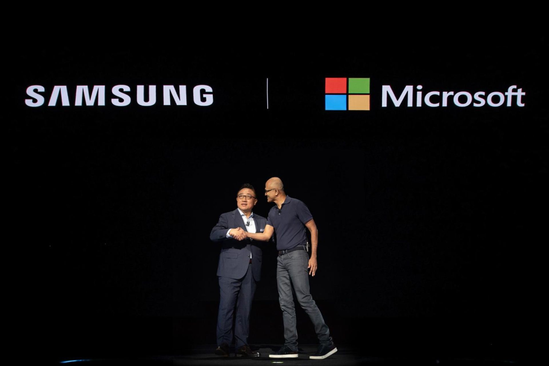 Microsoft Samsung Partnership