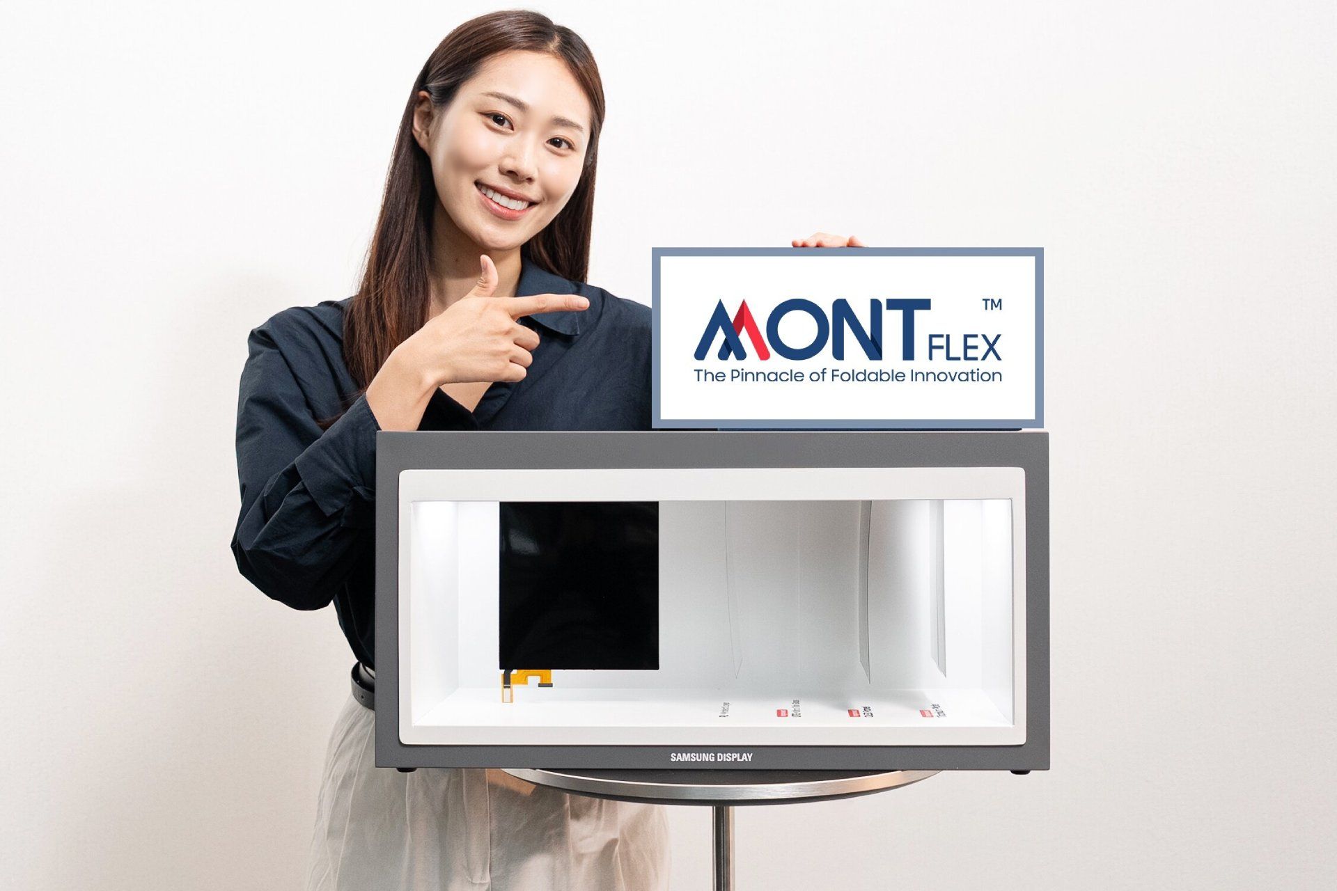نمایشگر Montflex سامسونگ
