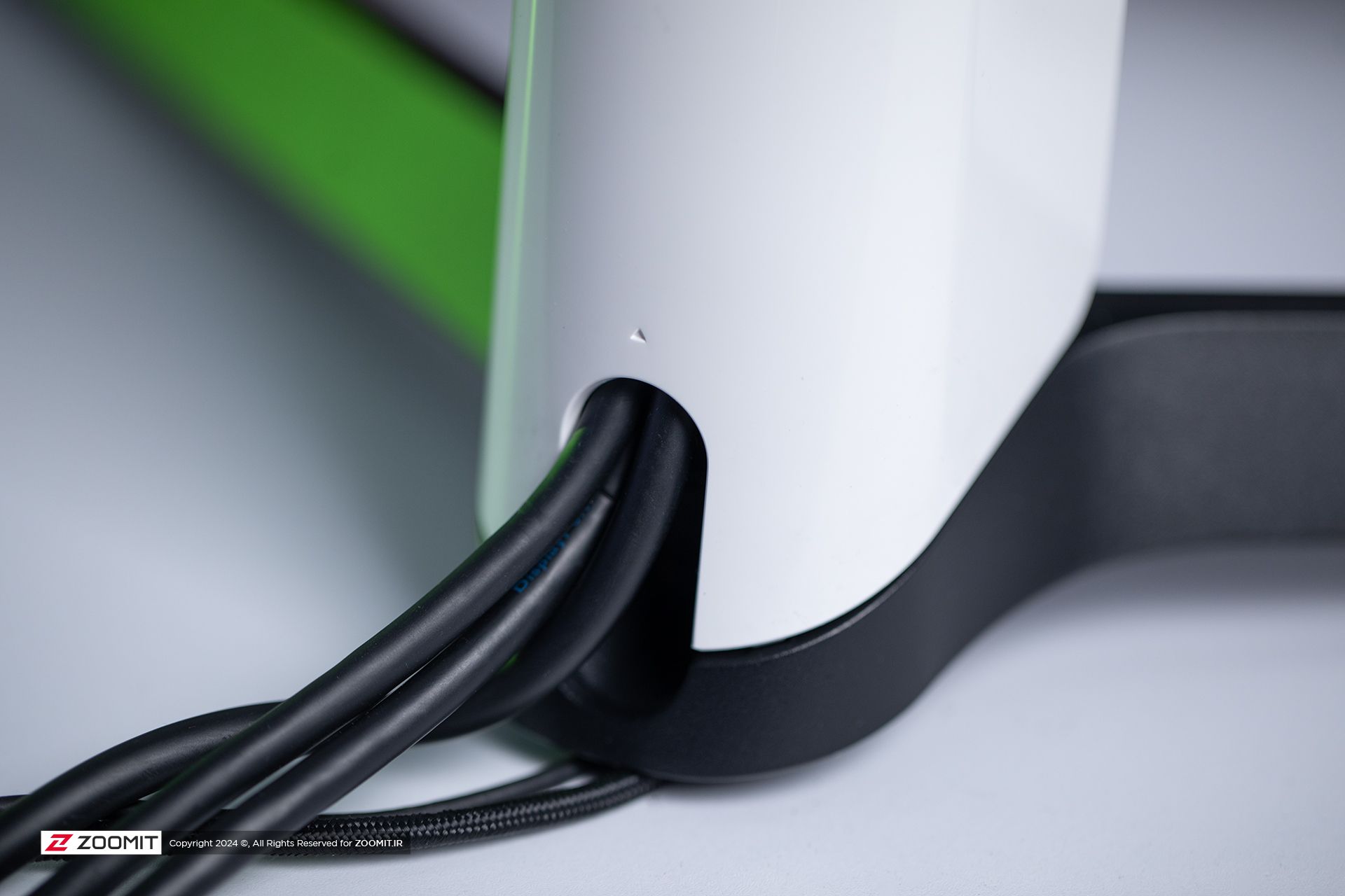 مدیریت کابل مانیتور Odyssey Neo G9 سامسونگ