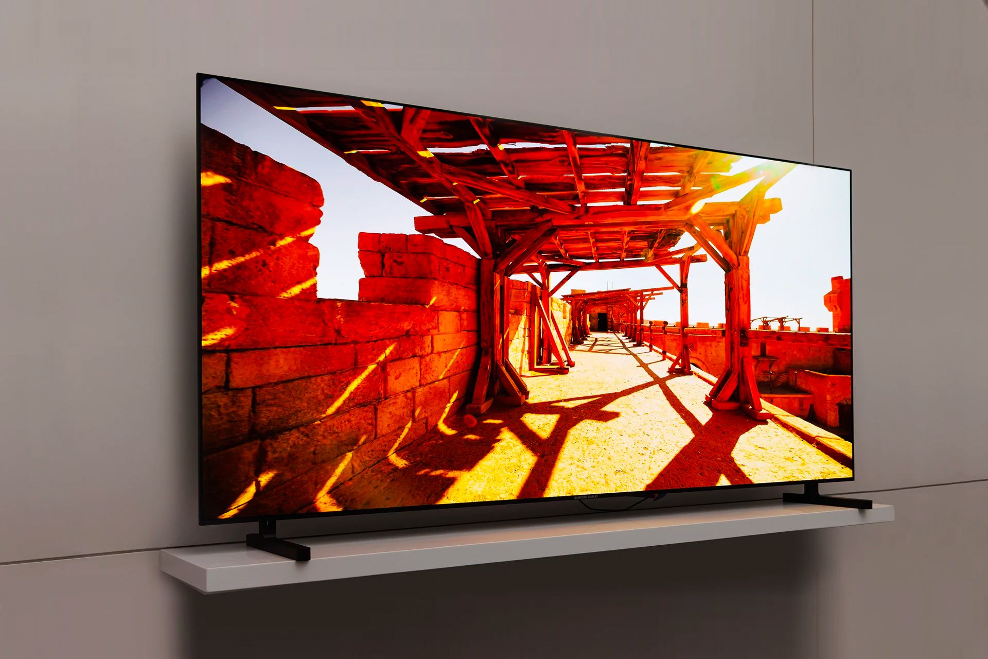 تلویزیون ۲۰۲۳ سری Samsung QD-OLED سامسونگ از نمای جلو