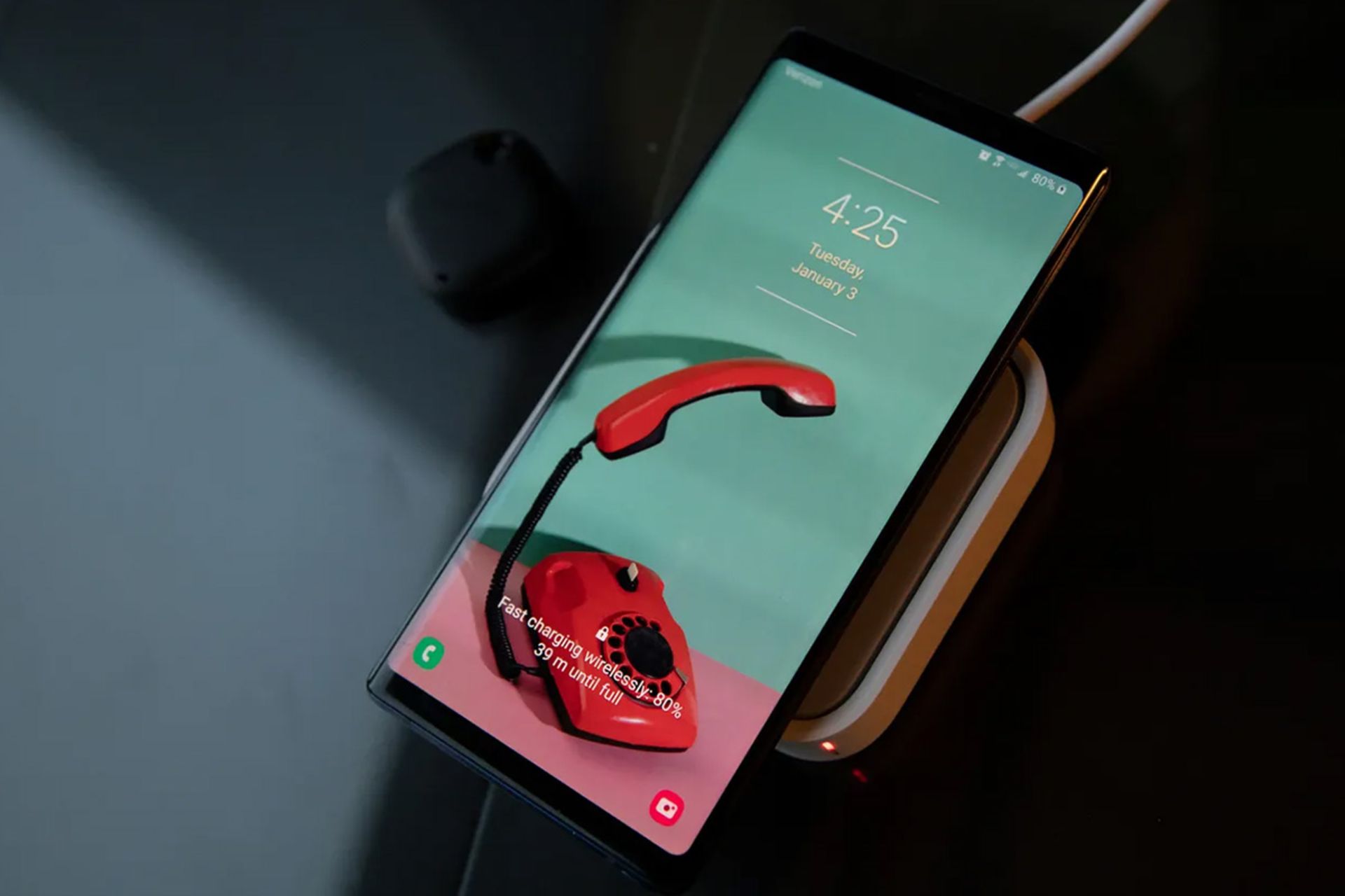 شارژ بی سیم Samsung SmartThings Station