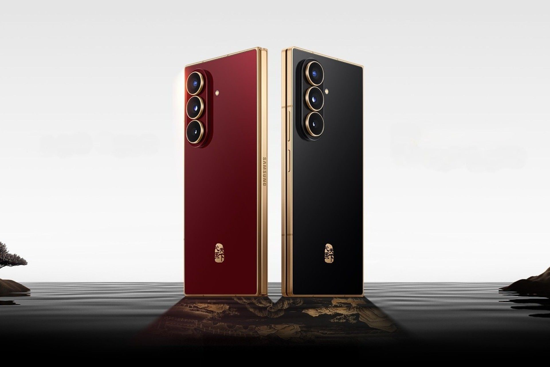 پنل پشت گوشی سامسونگ W26 روی آب