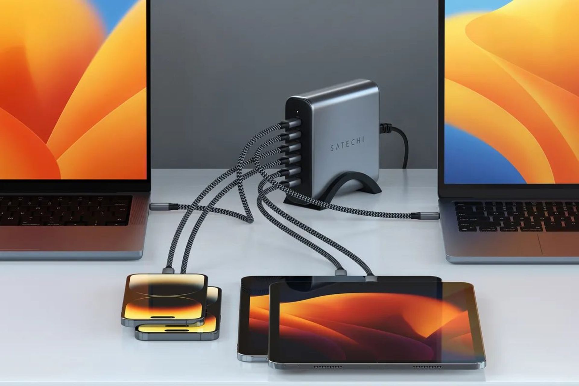 شارژر ۲۰۰ واتی Satechi