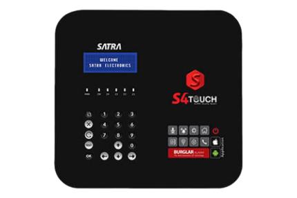 نمای جلوی دزدگیر اماکن ساترا S4PRO با نمایشگر روشن و نمایش صفحه کلید رنگ مشکی