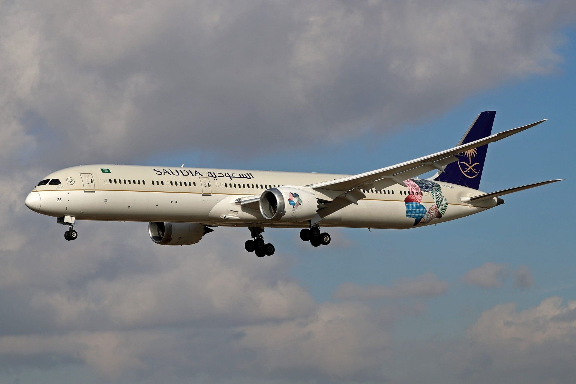 هواپیمای مسافربری سعودی در آسمان