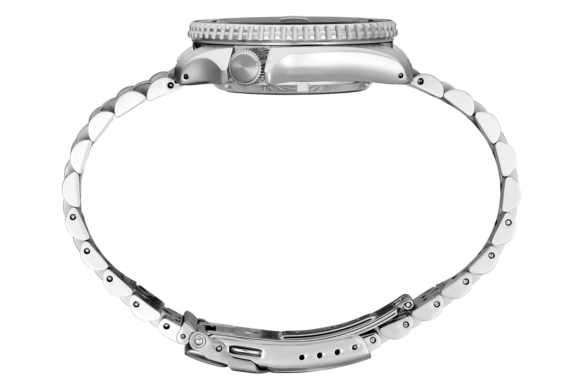 ساعت مچی مردانه سیکو Seiko 5 Sports SSK017 از نمای کناری