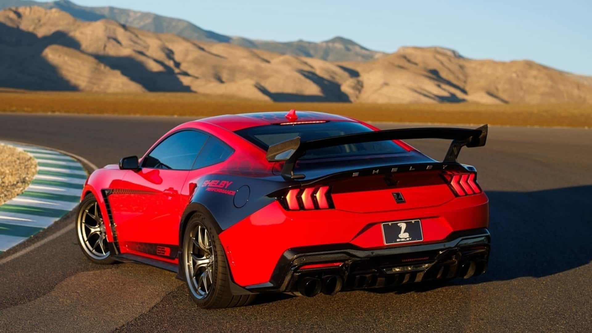نمای عقبی خودروی شلبی Super Snake-R 2026