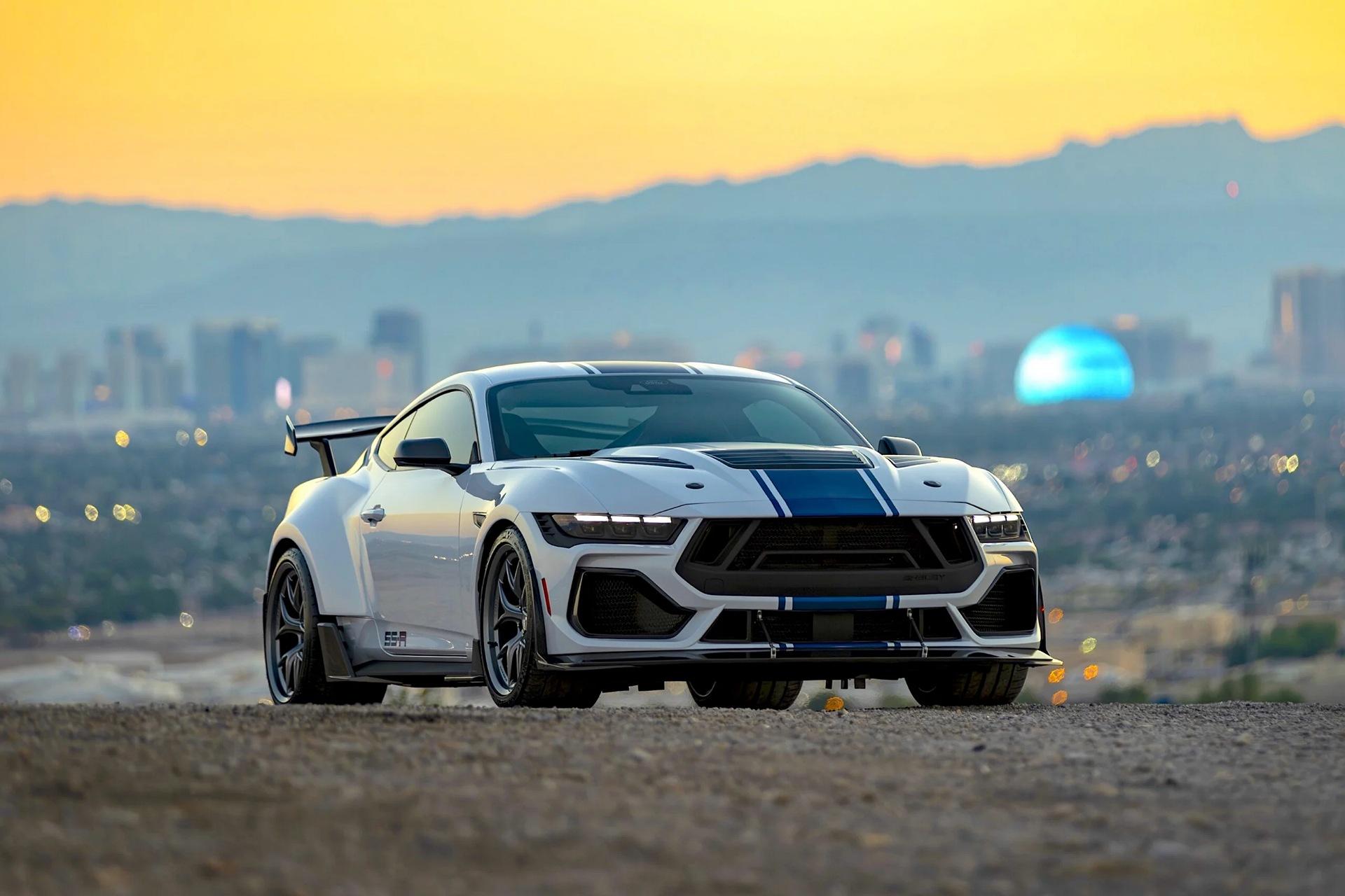خودروی شلبی Super Snake-R 2026 به‌صورت پارک‌شده