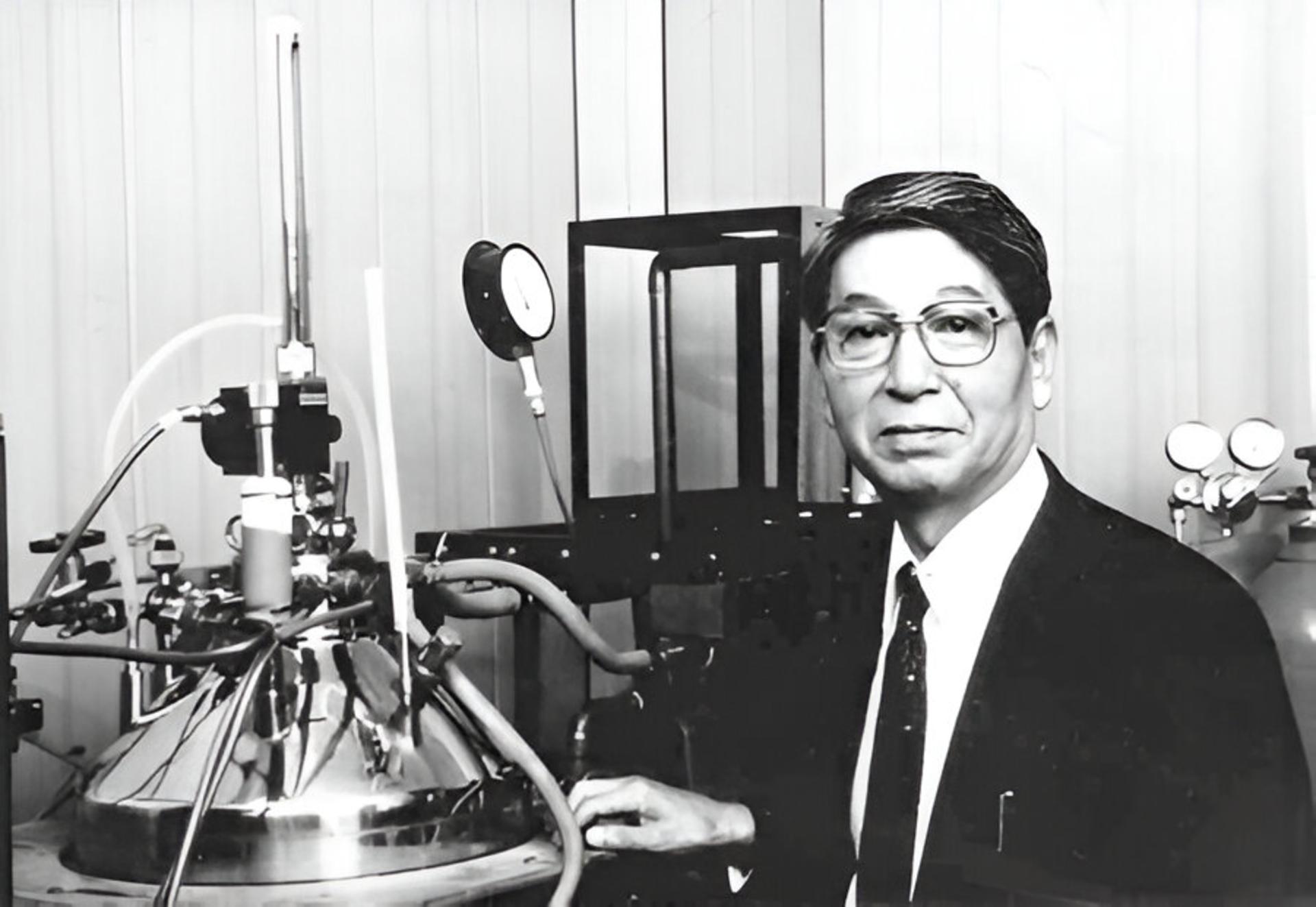 چهره مهندس شوجی تاناکا فرد اصلی پروژه VLSI ژاپن