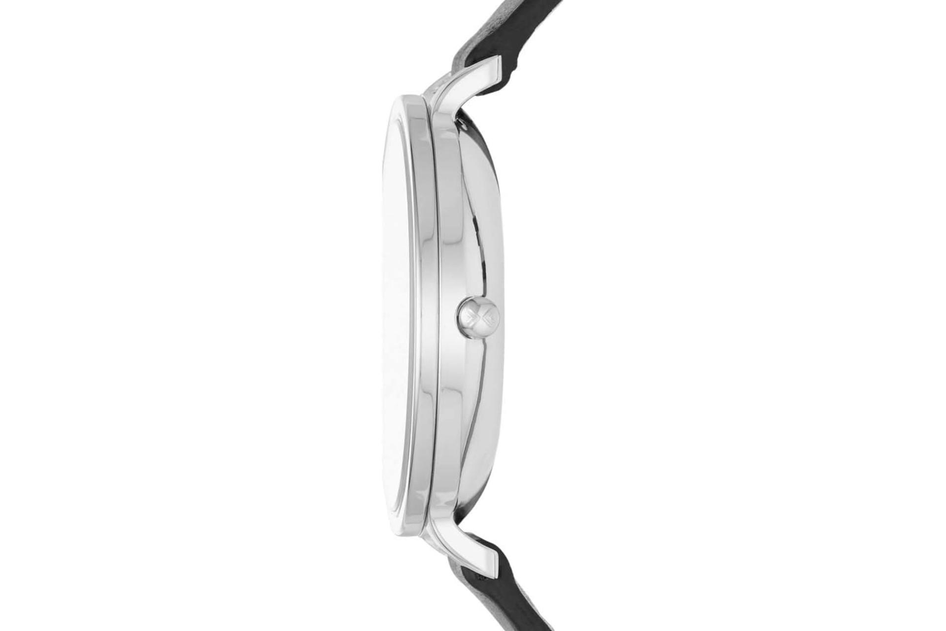 نمای کنار ساعت مچی زنانه اسکاگن Hagen SKW2435