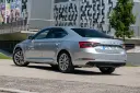 خودرو اشکودا سوپرب Skoda Superb 2023 نمای جانبی و پشت