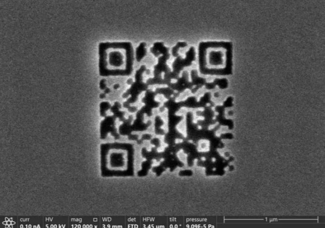 کوچک ترین کد QR جهان