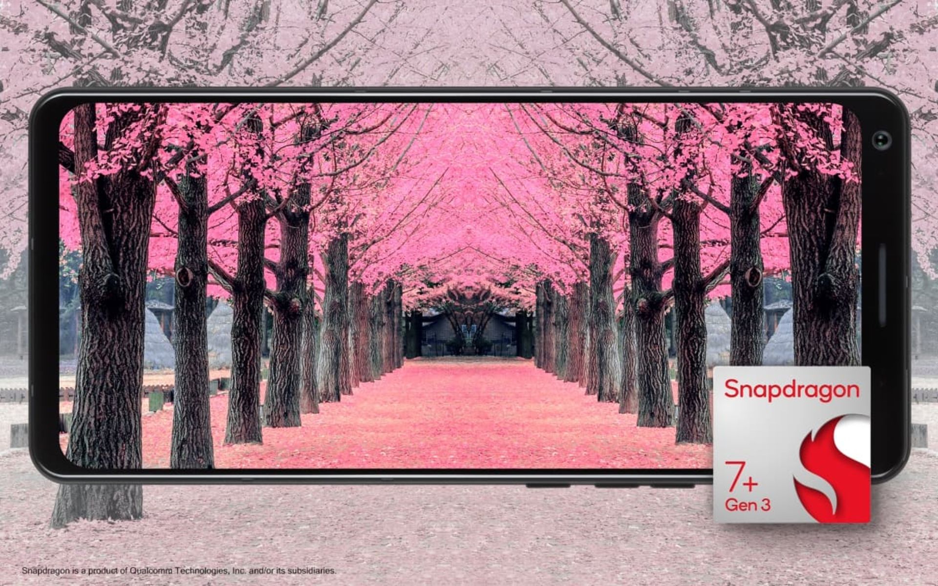 درختان صورتی در داخل نمایشگر گوشی با پردازنده اسنپدراگون ۷ پلاس نسل ۳ / Snapdragon 7+ Gen 3