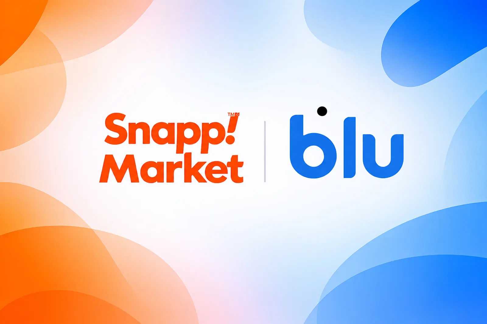 لوگوی اسنپ‌مارکت (Snapp! Market) در کنار لوگوی بلو (blu) روی پس‌زمینه رنگی