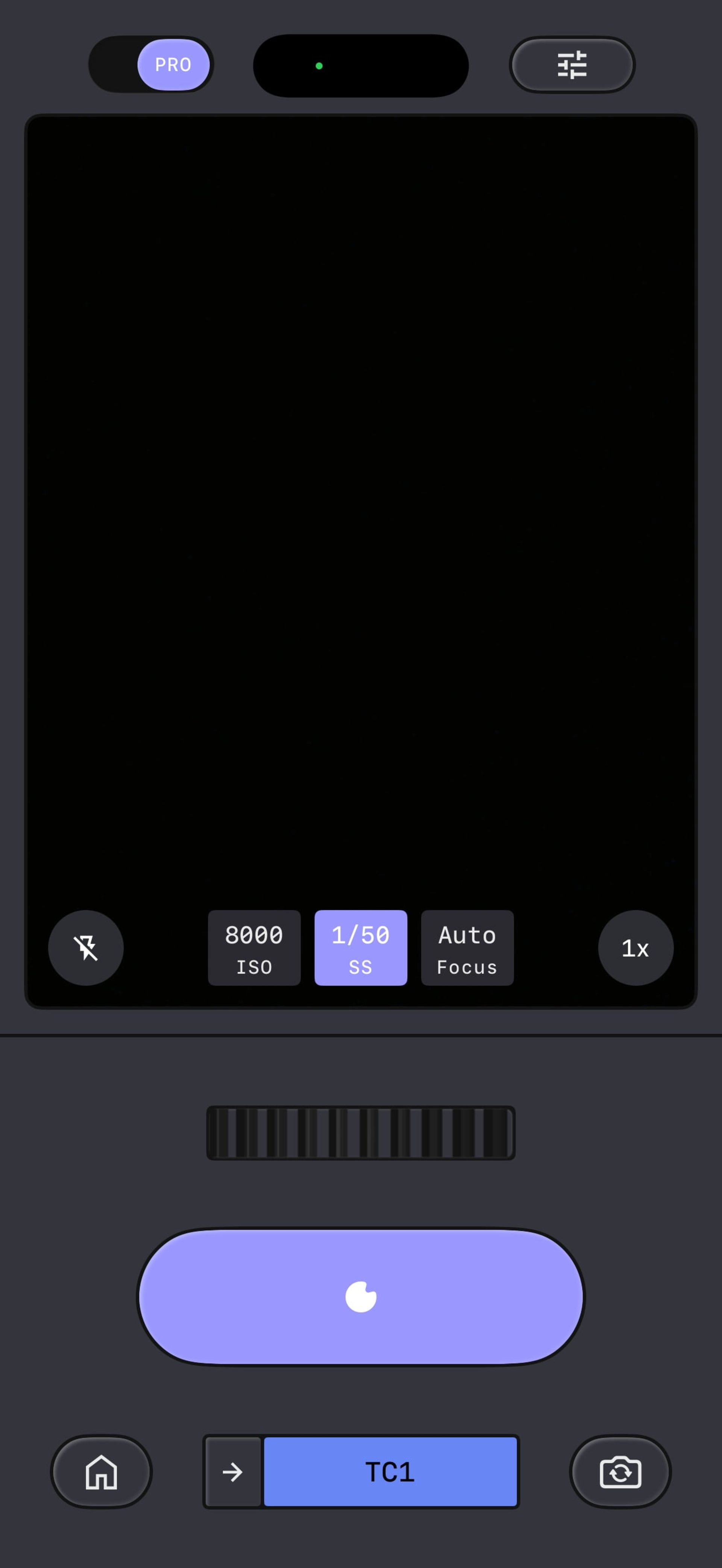 محیط اپلیکیشن اسنپ‌سید آیفون و گزینه‌ی تصویربرداری در قالب فیلم