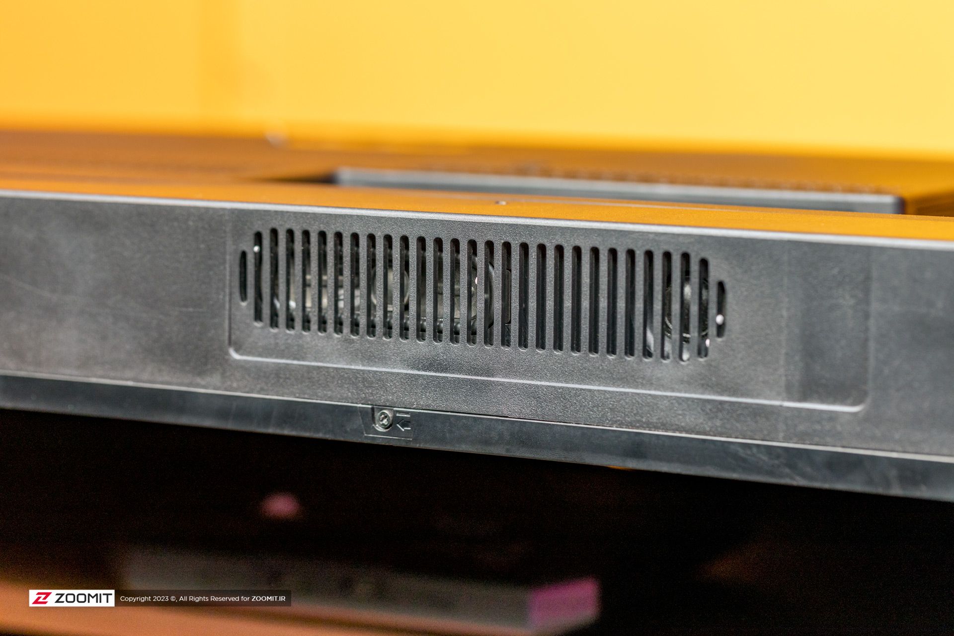 خروجی بلندگو تلویزیون ۵۵ اینچ SSD-55 اسنوا