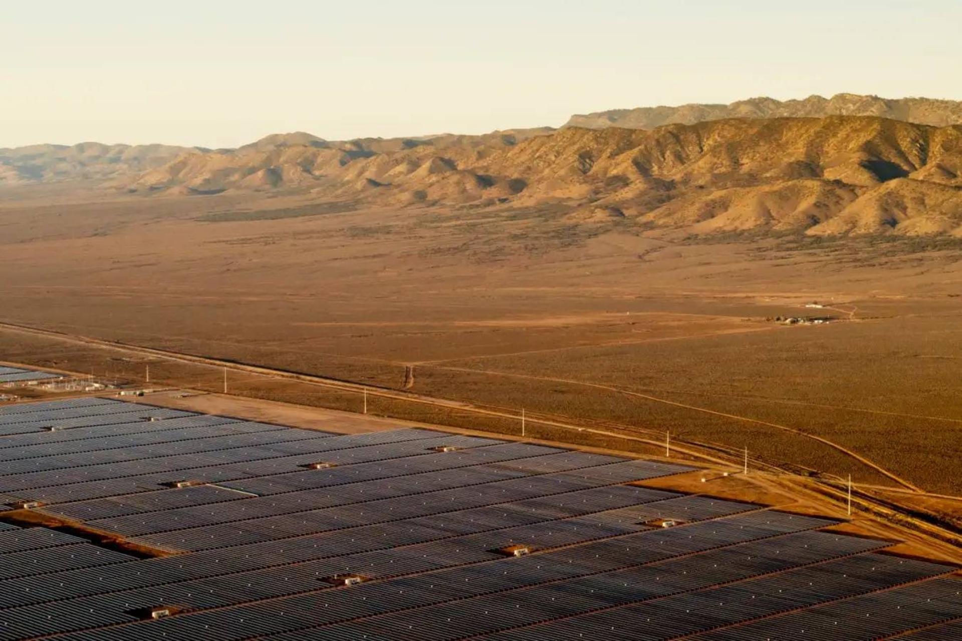 مزرعه خورشید در پورت آگوستا استرالیا