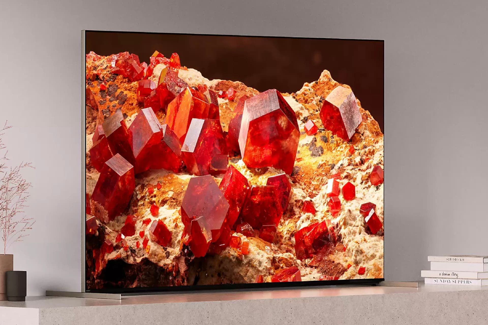 تلویزیون ۲۰۲۳ سونی Bravia XR در داخل اتاق از نمای جلو