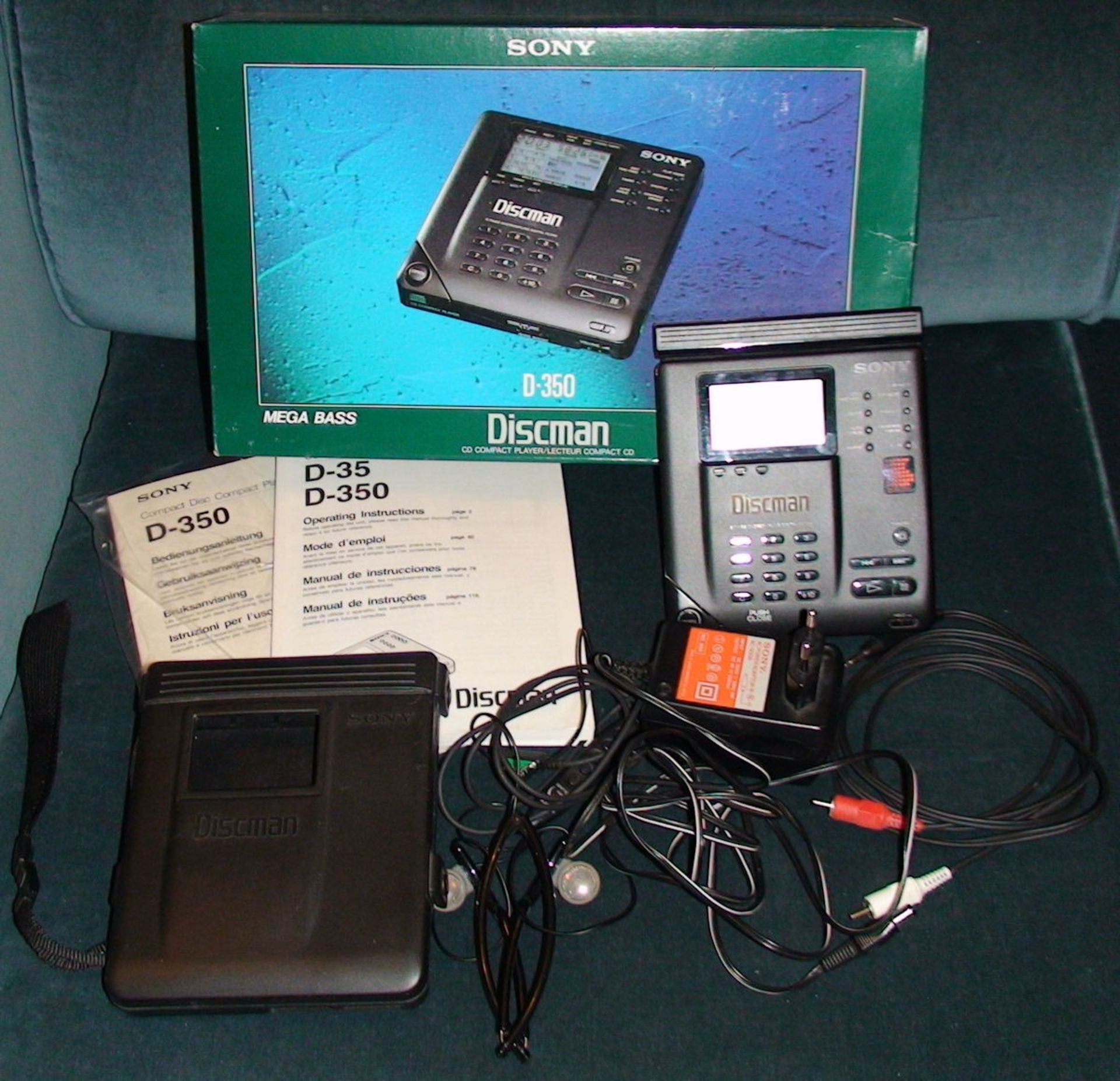 جعبه‌ی دیسک‌من سونی D-350