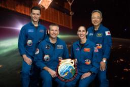 یاسمین مقبلی و سه فضانورد دیگرِ ماموریت کرو ۷ با موفقیت پرتاب شدند