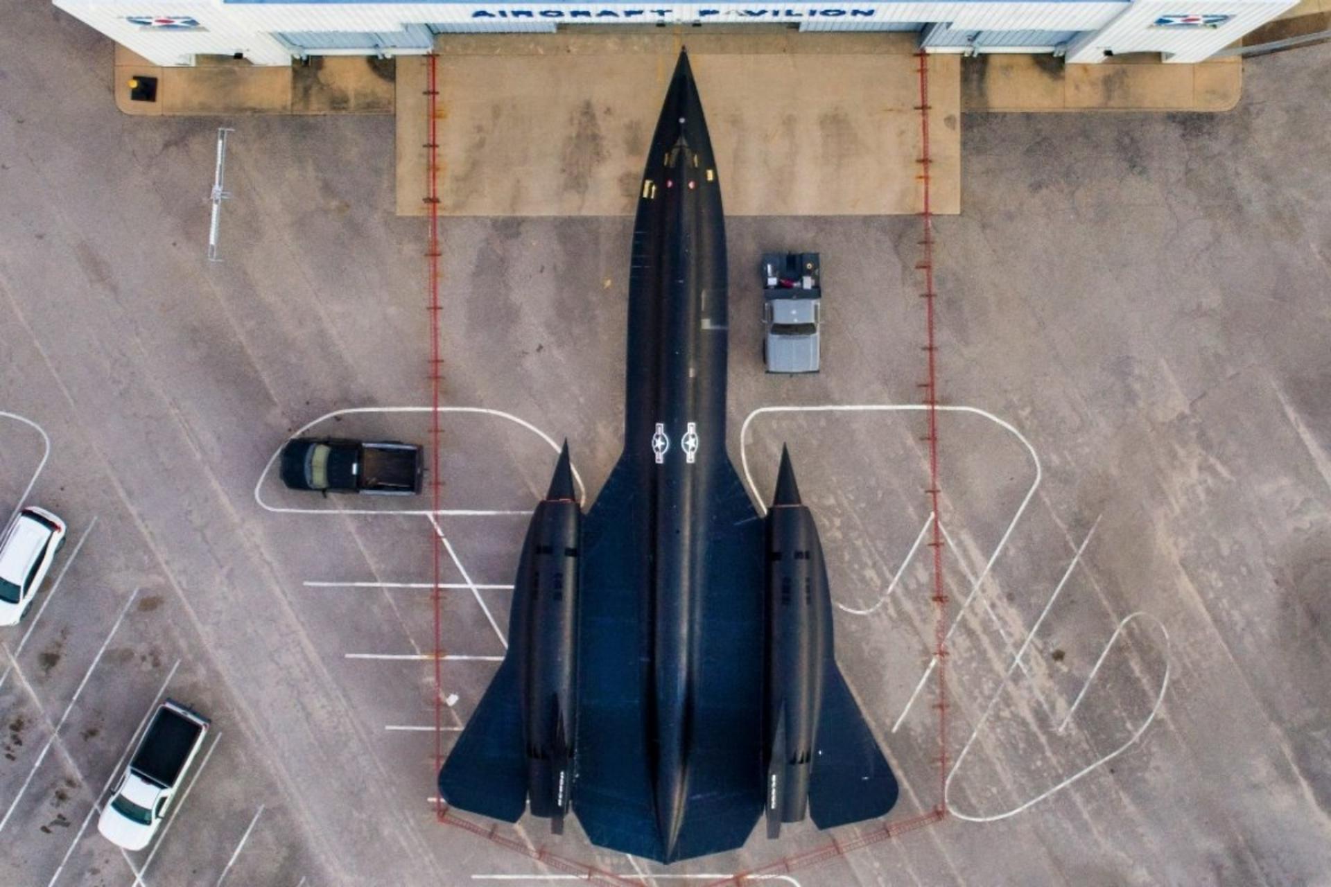 هوایپمای مافوق صوت SR-71 BlackBird