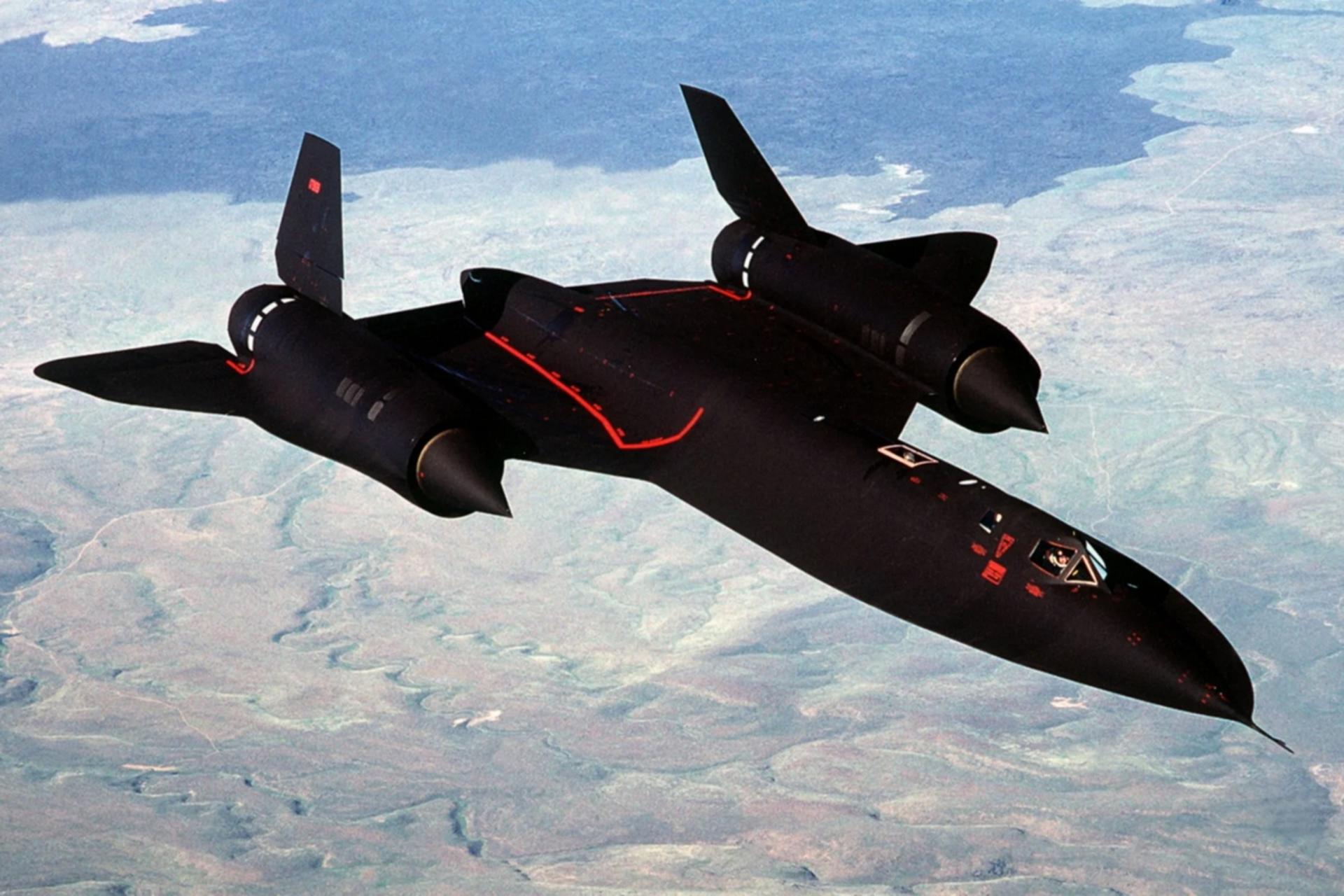 هواپیمای SR 71 لاکهید مارتین