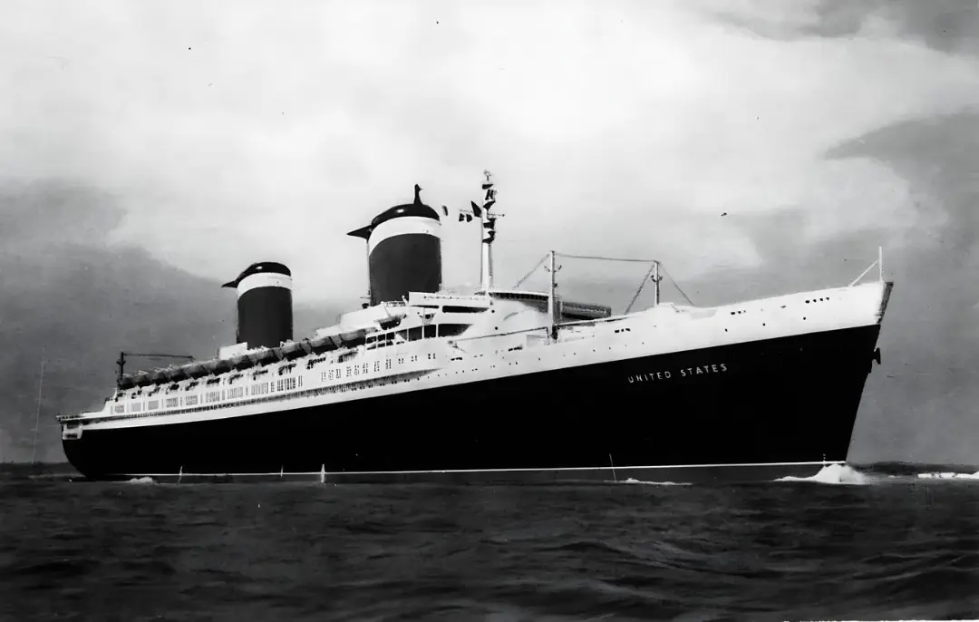 کشتی اقیانوس‌پیمای اس‌اس یونایتد استیتس (SS United States)