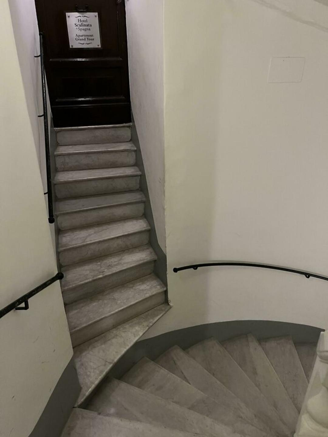 پله با طراحی ناکارآمد