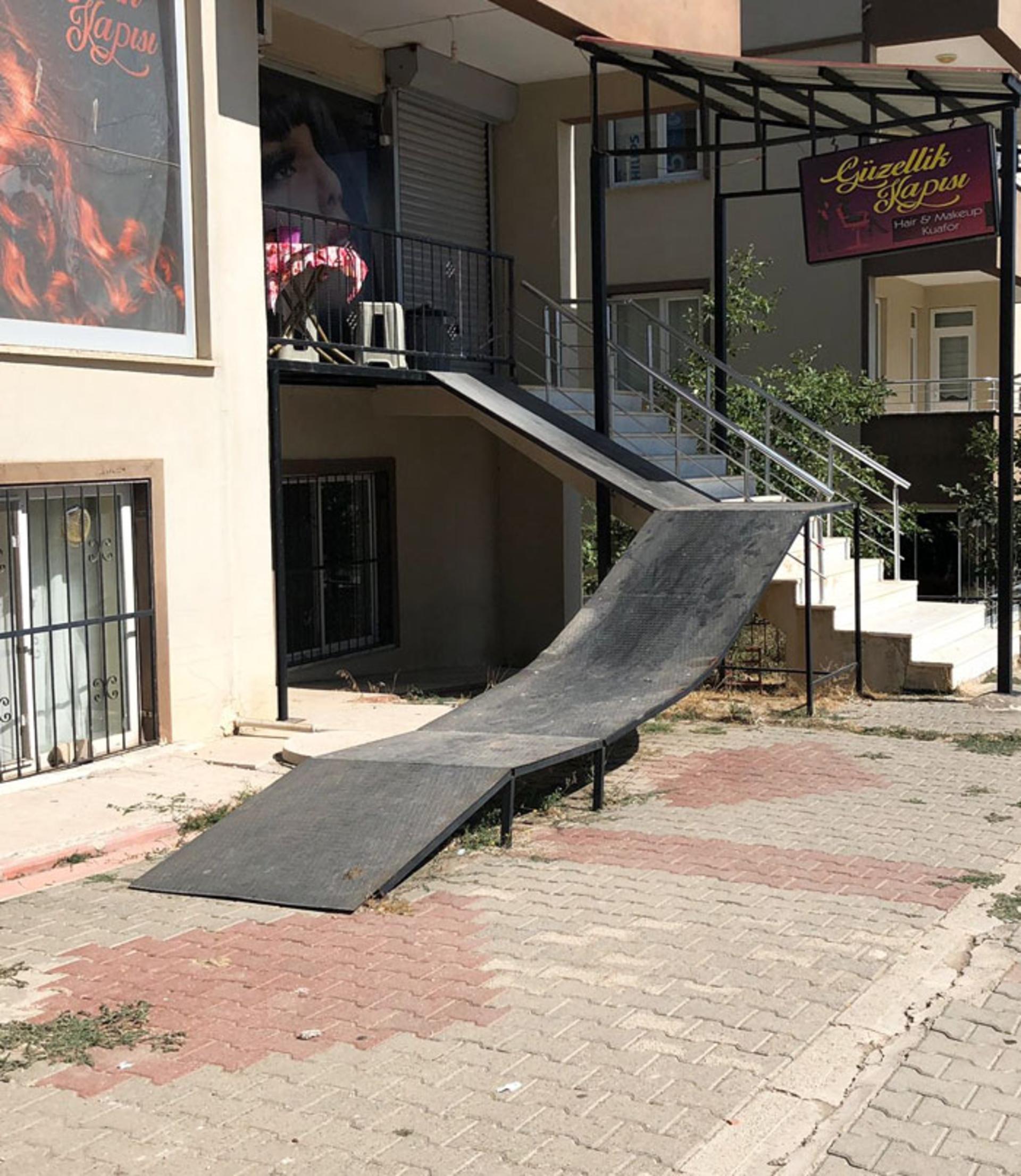 پله با طراحی ناکارآمد