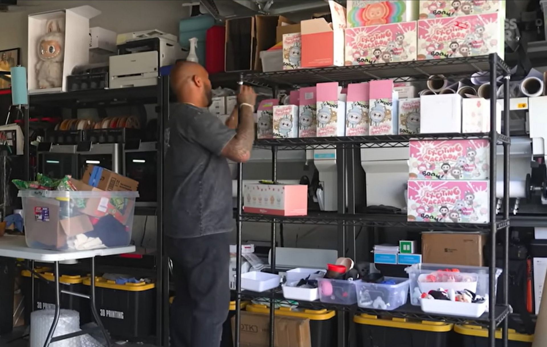 کارگاه تتوی عروسک لبوبو