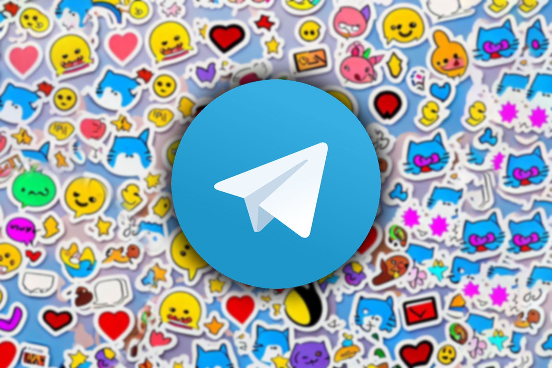 لوگوی تلگرام مقابل تصویر تار شده ای مملو از استیکرهای رنگارنگ