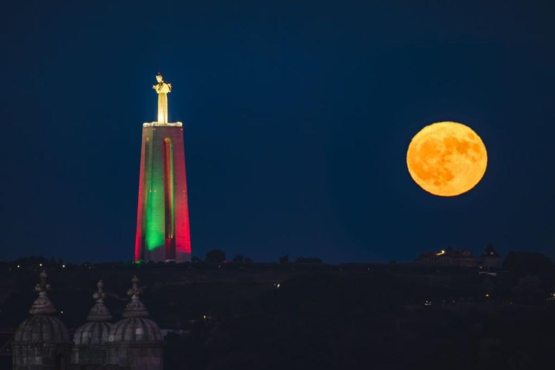 ابرماه آگوست ۲۰۲۴ - ماه آبی مرداد ۱۴۰۳