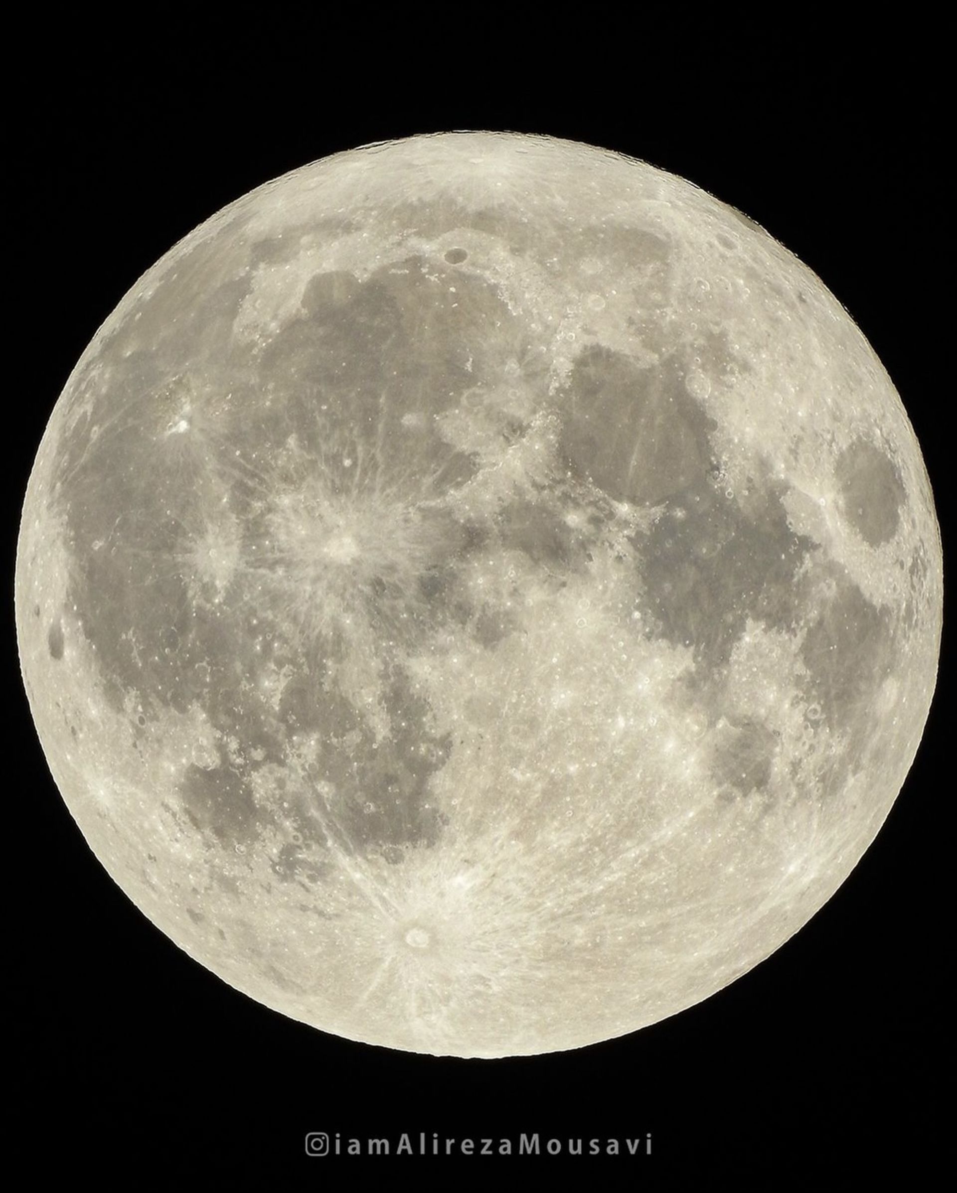 ابرماه آگوست ۲۰۲۴ - ماه آبی مرداد ۱۴۰۳