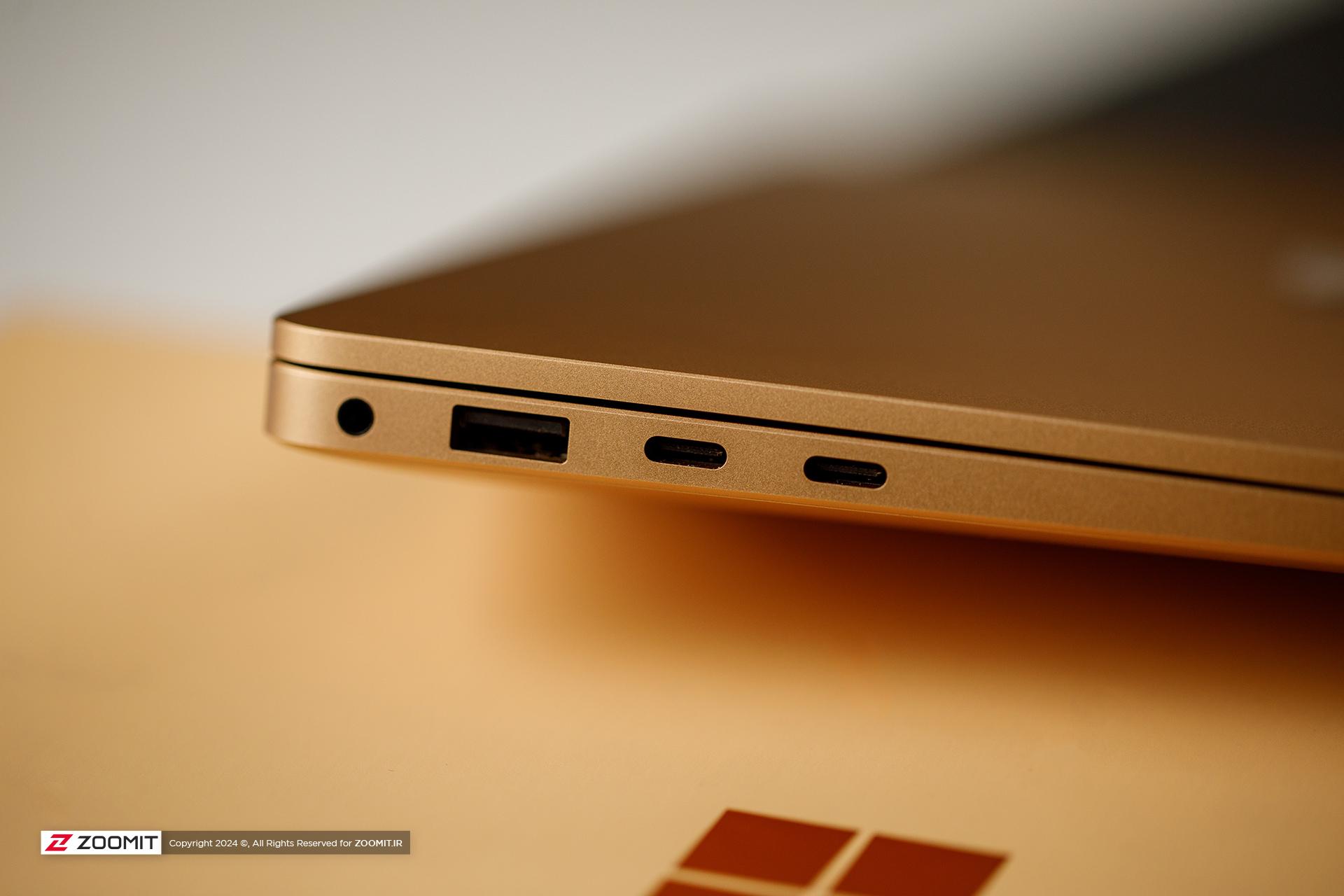 درگاه‌های USB سرفیس لپ‌تاپ ۷