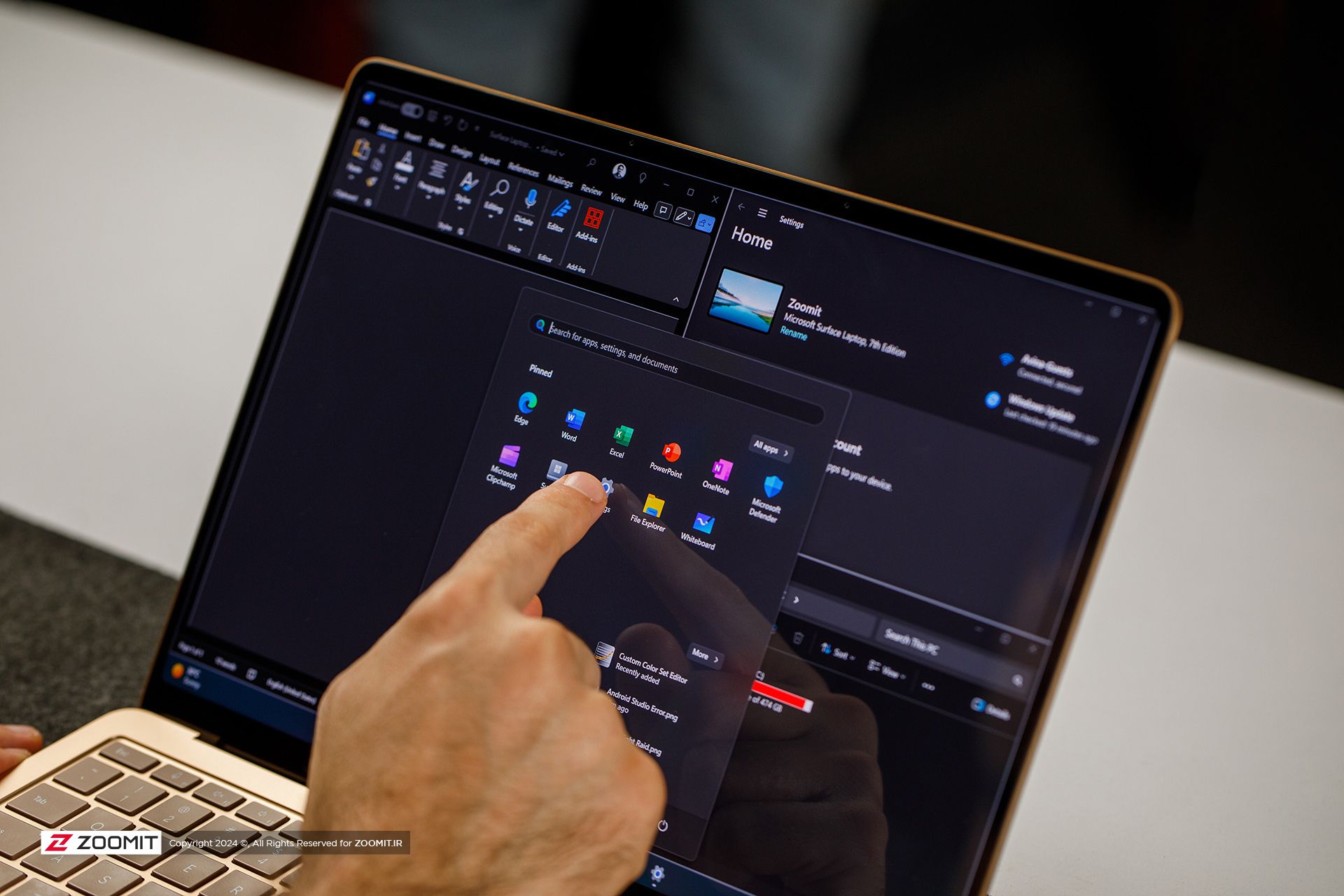 نمایشگر لمسی سرفیس لپ‌تاپ ۷