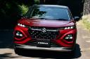 خودرو سوزوکی فرانکس Suzuki Fronx 2024 نمای جلوپنجره رنگ قرمز