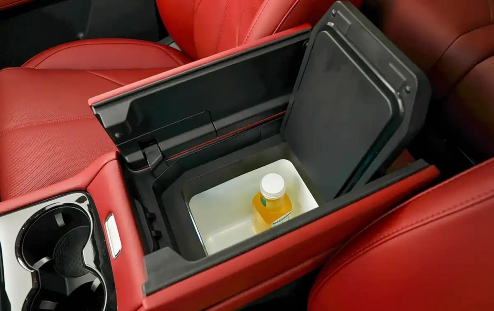 کول باکس خودرو تانک ۴۰۰