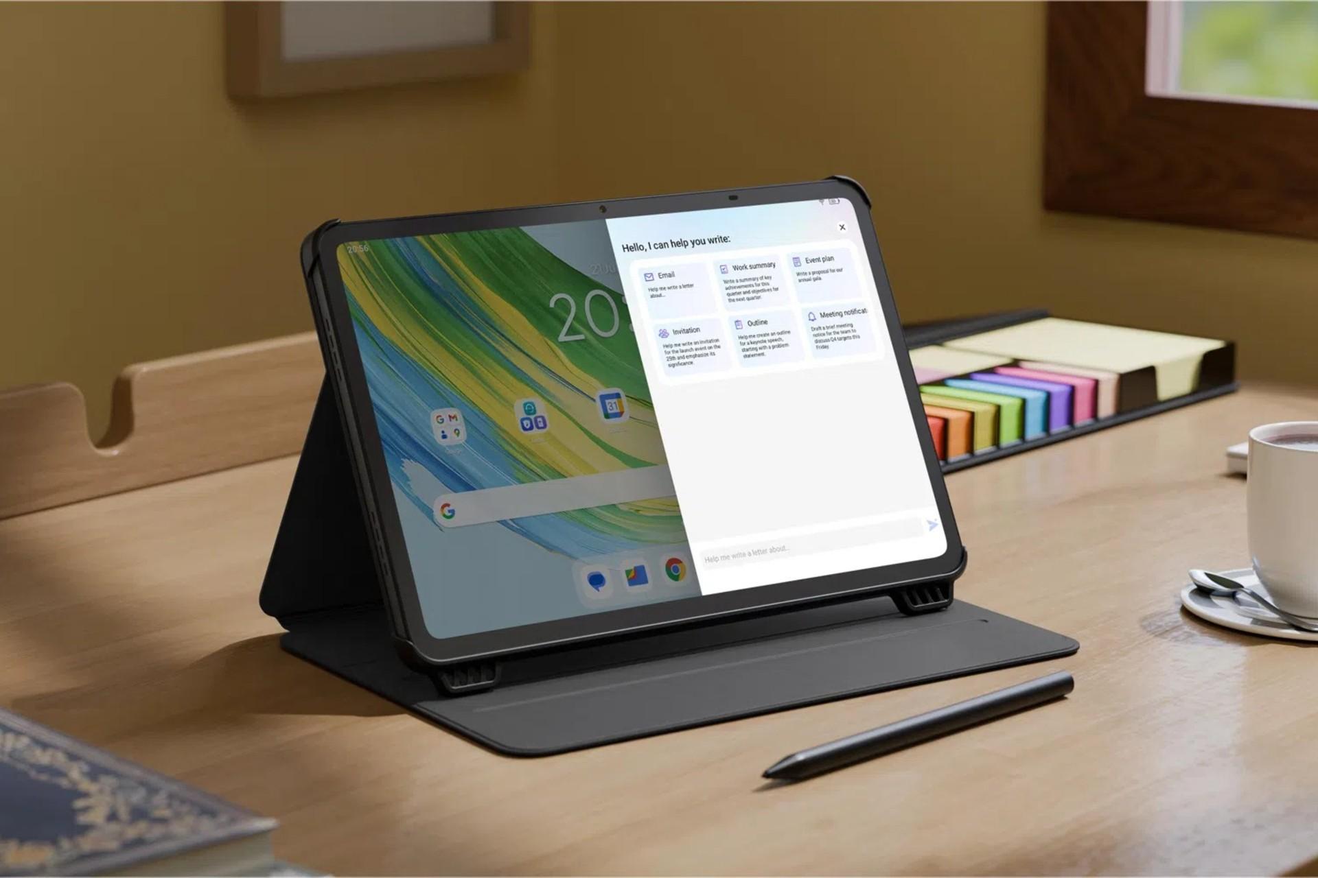 تبلت تی‌سی‌ال NXTPaper Gen 11 روی میز