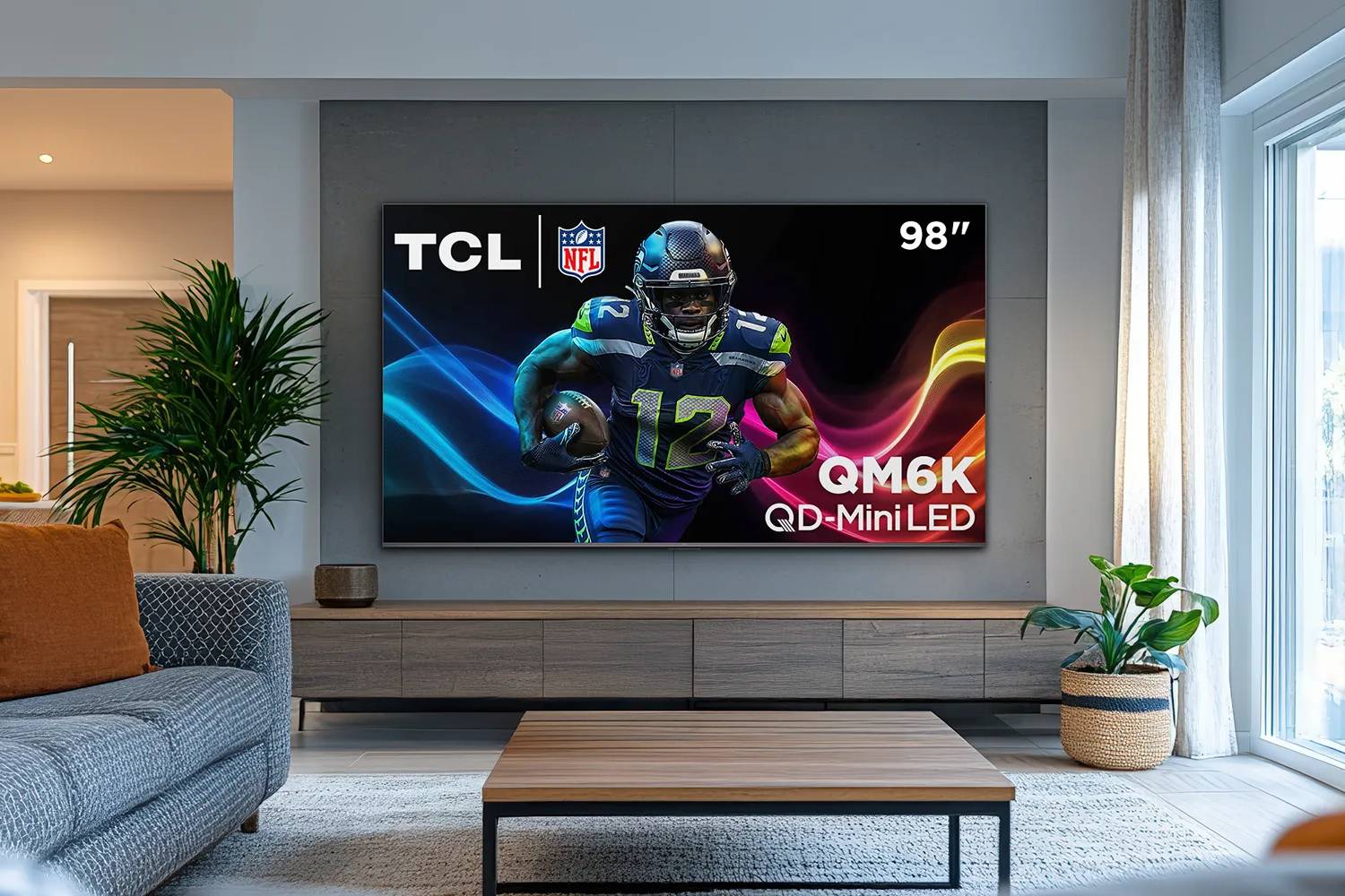 تلویزیون TCL QM6K 2025 با قیمت پایه ۷۴۹ دلار از راه رسید