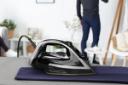 اتو بخار تفال Tefal FV8062 نمای جانبی