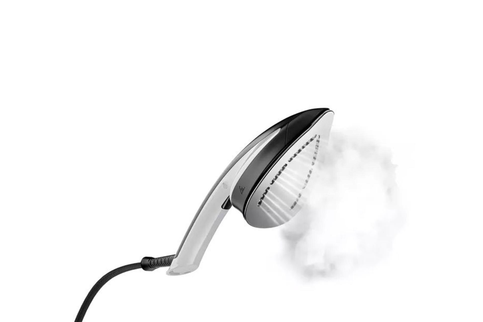 اتو بخار تفال Tefal QT1510 نمای سری در حال بخاردهی