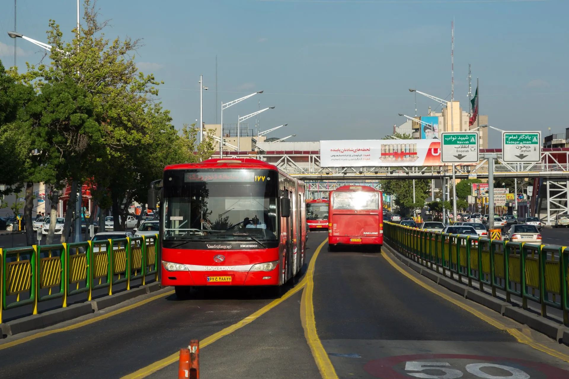 اتوبوس BRT تهران