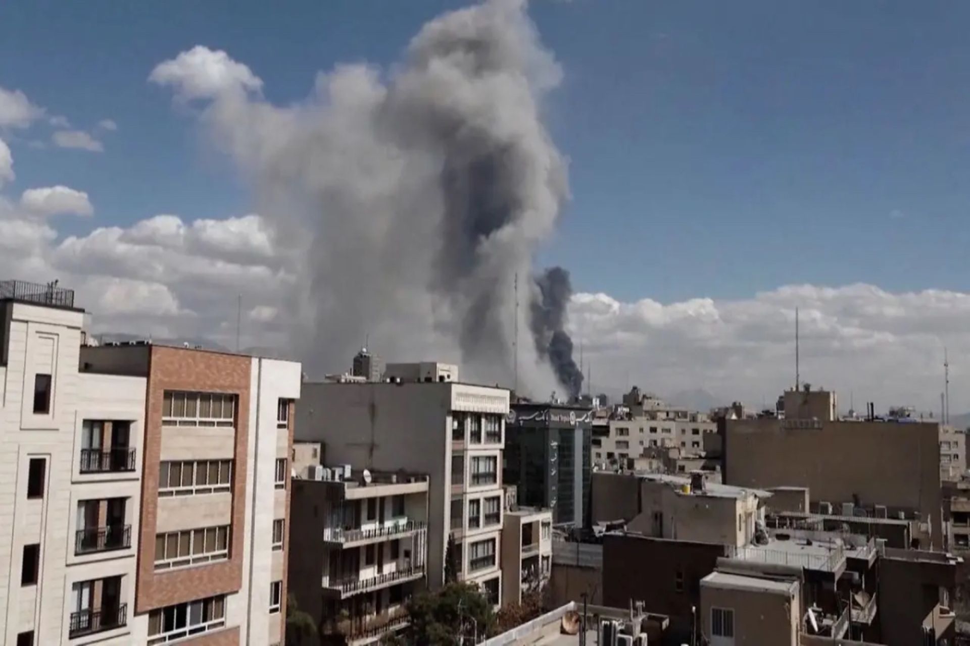 دود انفجار در تهران